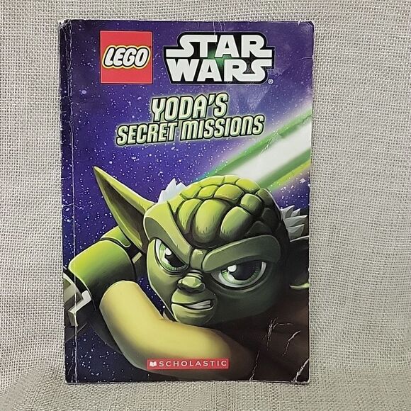 5 Star Wars paperback books and 3 McDonald's Happy Meal toys - Picture 6 of 11